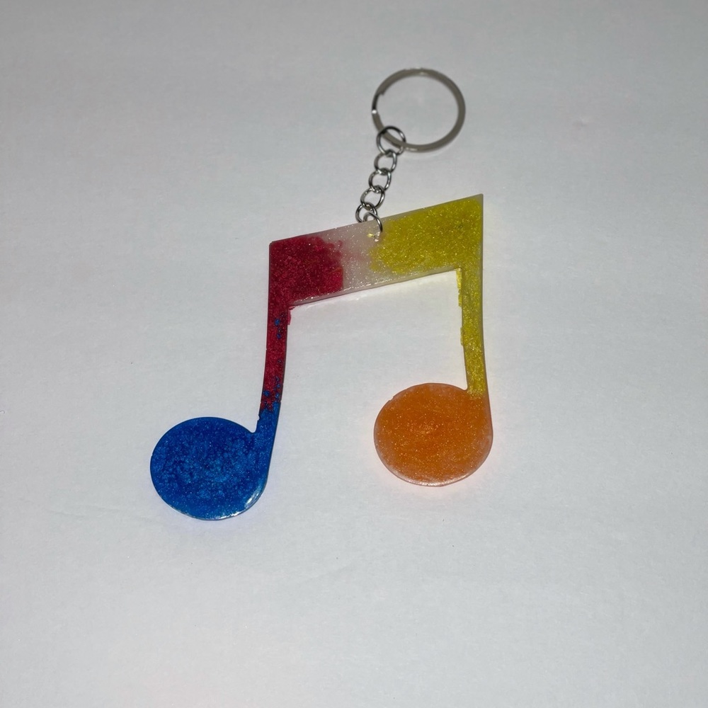Colorful Music Note Keychain - Picture 2 of 4